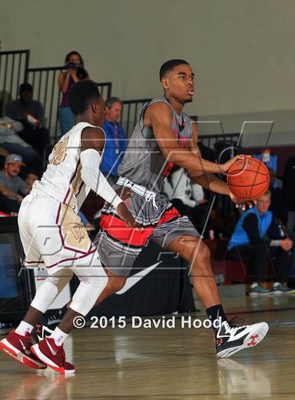 Thumbnail 2 in Jonesboro vs. Alemany (MaxPreps Holiday Classic) photogallery.