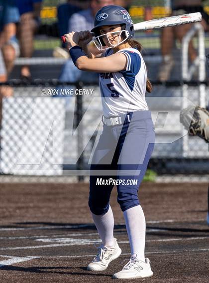 Thumbnail 3 in Basehor-Linwood @ St. James Academy photogallery.