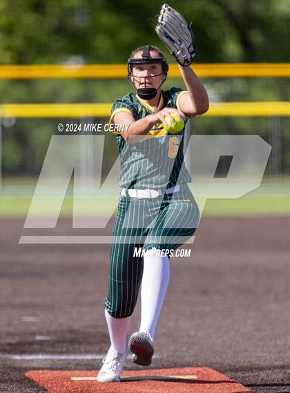 Thumbnail 2 in Basehor-Linwood @ St. James Academy photogallery.