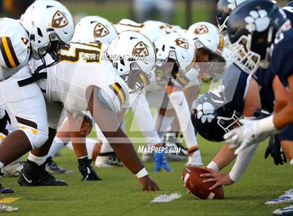 Thumbnail 2 in Crespi vs. Loyola photogallery.