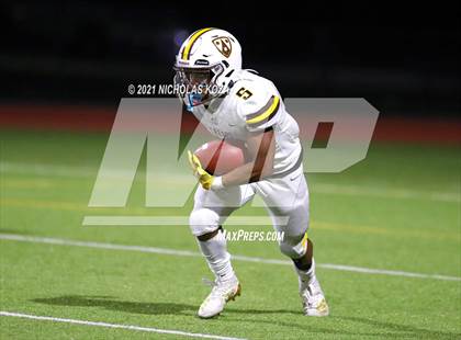 Thumbnail 3 in Crespi vs. Loyola photogallery.