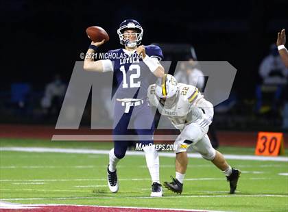 Thumbnail 2 in Crespi vs. Loyola photogallery.