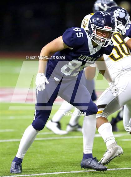 Thumbnail 1 in Crespi vs. Loyola photogallery.
