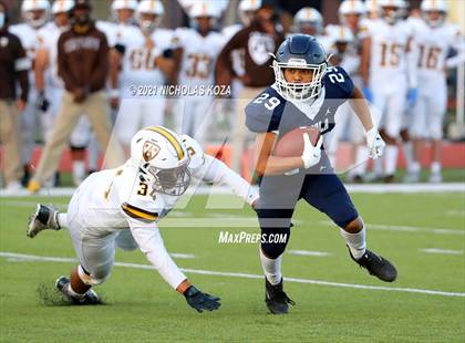 Thumbnail 1 in Crespi vs. Loyola photogallery.