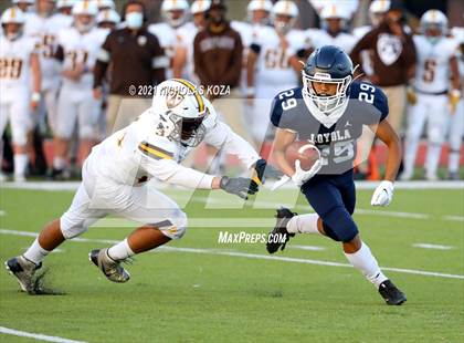 Thumbnail 2 in Crespi vs. Loyola photogallery.