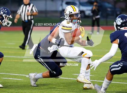 Thumbnail 2 in Crespi vs. Loyola photogallery.