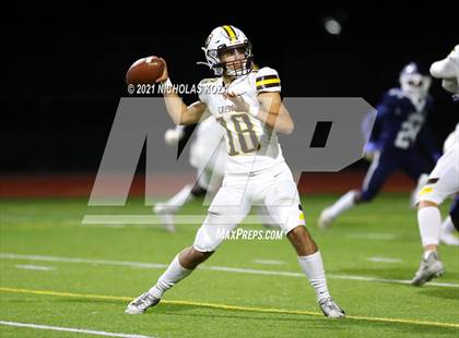 Thumbnail 1 in Crespi vs. Loyola photogallery.