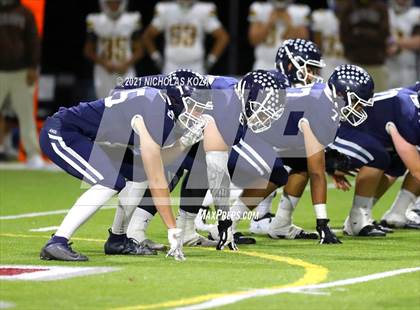 Thumbnail 1 in Crespi vs. Loyola photogallery.