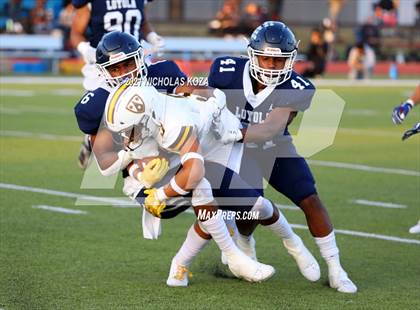 Thumbnail 1 in Crespi vs. Loyola photogallery.