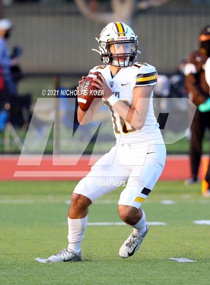 Thumbnail 1 in Crespi vs. Loyola photogallery.