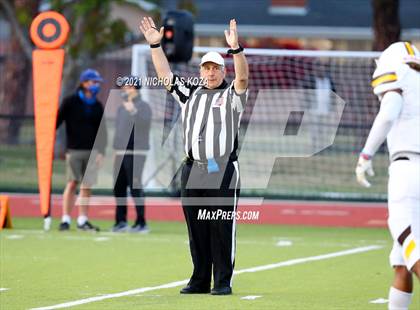 Thumbnail 2 in Crespi vs. Loyola photogallery.