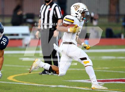 Thumbnail 1 in Crespi vs. Loyola photogallery.