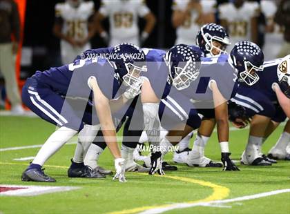 Thumbnail 3 in Crespi vs. Loyola photogallery.