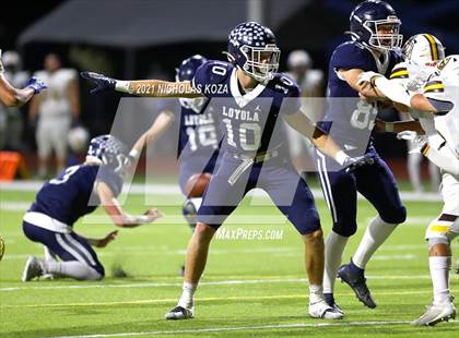 Thumbnail 2 in Crespi vs. Loyola photogallery.
