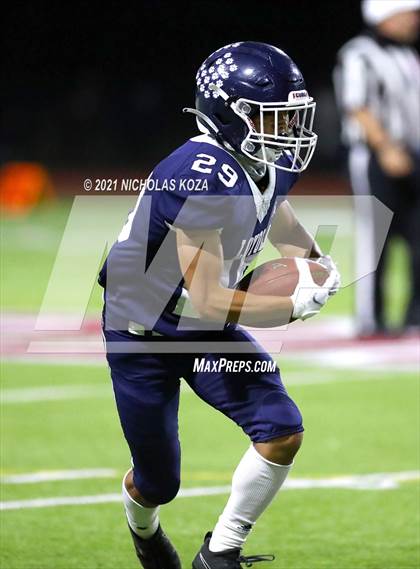 Thumbnail 1 in Crespi vs. Loyola photogallery.