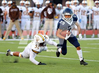 Thumbnail 2 in Crespi vs. Loyola photogallery.