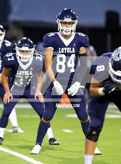 Thumbnail 1 in Crespi vs. Loyola photogallery.