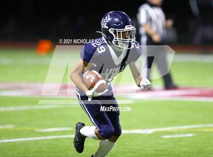 Thumbnail 2 in Crespi vs. Loyola photogallery.
