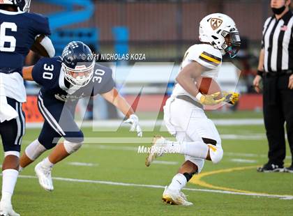 Thumbnail 3 in Crespi vs. Loyola photogallery.