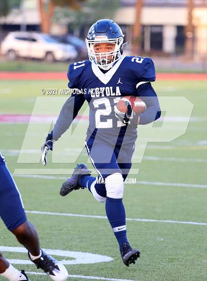 Thumbnail 2 in Crespi vs. Loyola photogallery.