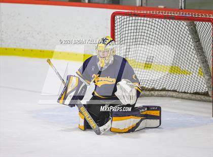 Thumbnail 2 in Xaverian Brothers vs Hingham (Holiday Classic Championship Game) photogallery.