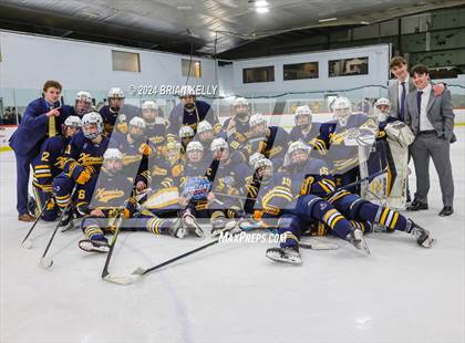 Thumbnail 3 in Xaverian Brothers vs Hingham (Holiday Classic Championship Game) photogallery.