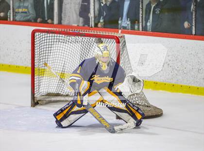 Thumbnail 2 in Xaverian Brothers vs Hingham (Holiday Classic Championship Game) photogallery.