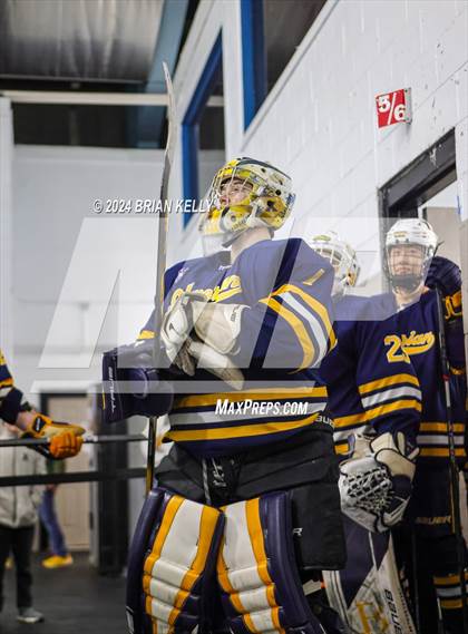Thumbnail 3 in Xaverian Brothers vs Hingham (Holiday Classic Championship Game) photogallery.