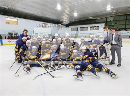 Thumbnail 1 in Xaverian Brothers vs Hingham (Holiday Classic Championship Game) photogallery.