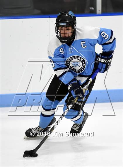 Thumbnail 1 in Suffern @ Mamaroneck photogallery.