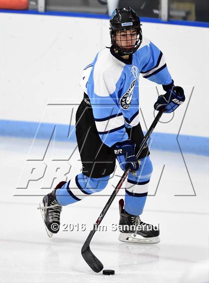 Thumbnail 1 in Suffern @ Mamaroneck photogallery.