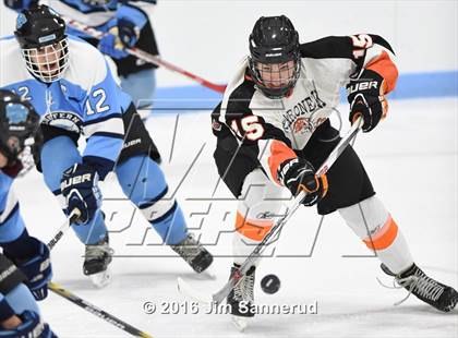 Thumbnail 1 in Suffern @ Mamaroneck photogallery.