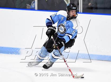 Thumbnail 1 in Suffern @ Mamaroneck photogallery.