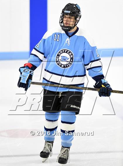 Thumbnail 1 in Suffern @ Mamaroneck photogallery.