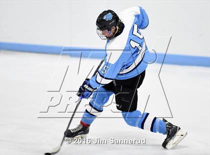 Thumbnail 1 in Suffern @ Mamaroneck photogallery.