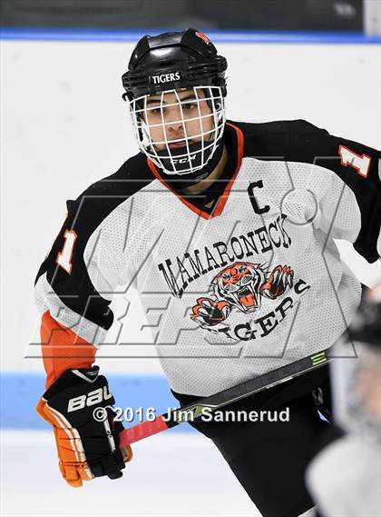 Thumbnail 1 in Suffern @ Mamaroneck photogallery.