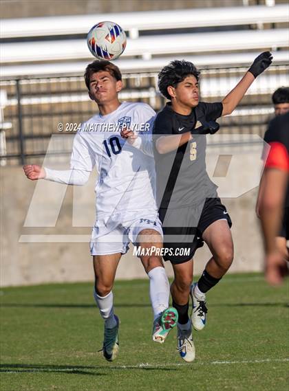 Thumbnail 2 in Mount Airy vs. Hobbton (NCHSAA 1A Final) photogallery.