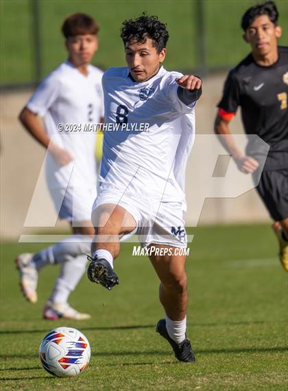 Thumbnail 2 in Mount Airy vs. Hobbton (NCHSAA 1A Final) photogallery.