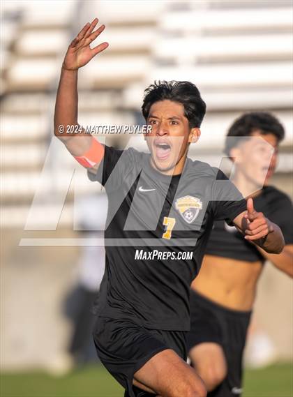 Thumbnail 2 in Mount Airy vs. Hobbton (NCHSAA 1A Final) photogallery.