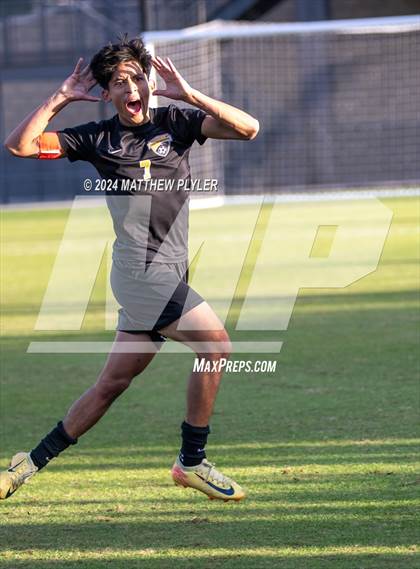 Thumbnail 3 in Mount Airy vs. Hobbton (NCHSAA 1A Final) photogallery.