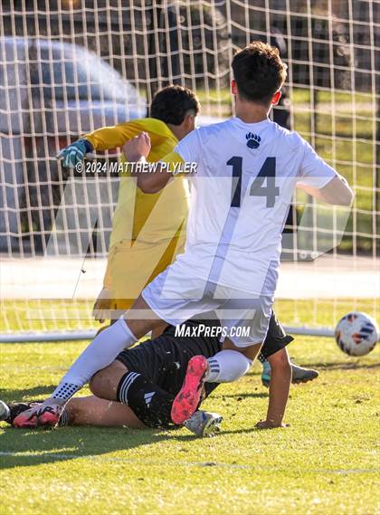 Thumbnail 3 in Mount Airy vs. Hobbton (NCHSAA 1A Final) photogallery.