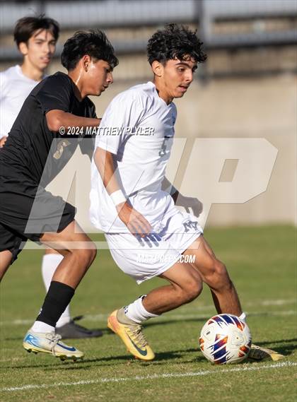 Thumbnail 2 in Mount Airy vs. Hobbton (NCHSAA 1A Final) photogallery.