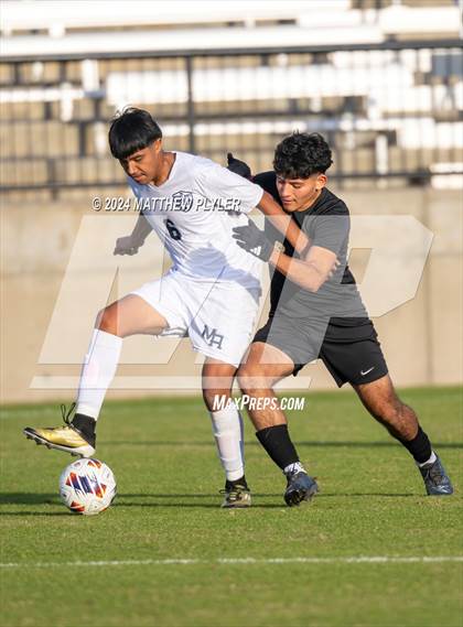Thumbnail 1 in Mount Airy vs. Hobbton (NCHSAA 1A Final) photogallery.