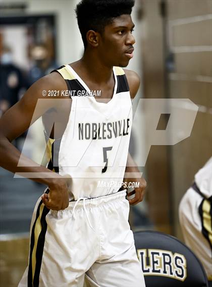 Thumbnail 2 in Fishers @ Noblesville photogallery.