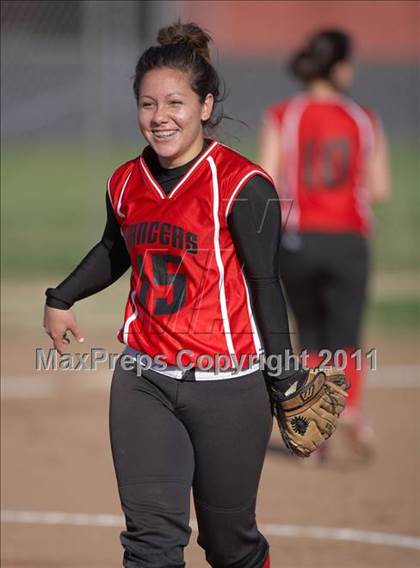 Thumbnail 2 in El Camino @ Cordova photogallery.