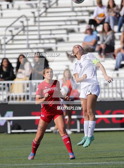 Thumbnail 1 in Bountiful vs. Skyline (UHSAA 5A Final) photogallery.