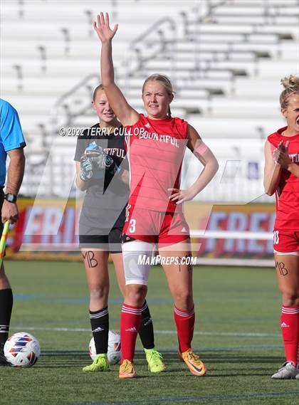 Thumbnail 2 in Bountiful vs. Skyline (UHSAA 5A Final) photogallery.