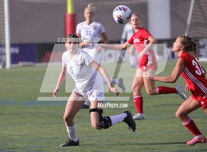 Thumbnail 2 in Bountiful vs. Skyline (UHSAA 5A Final) photogallery.