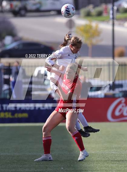 Thumbnail 3 in Bountiful vs. Skyline (UHSAA 5A Final) photogallery.