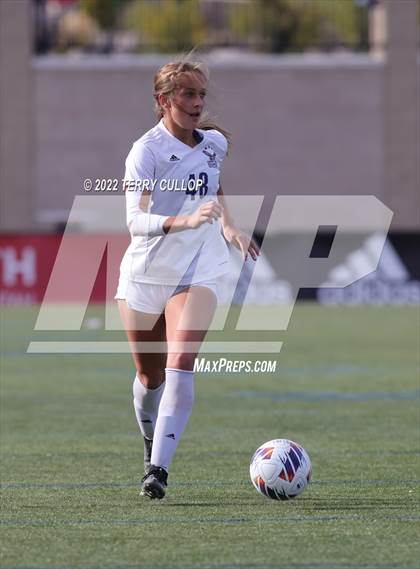 Thumbnail 1 in Bountiful vs. Skyline (UHSAA 5A Final) photogallery.